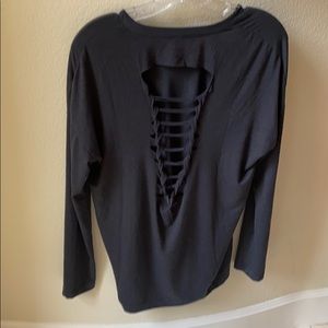 Onzie Comfy Top